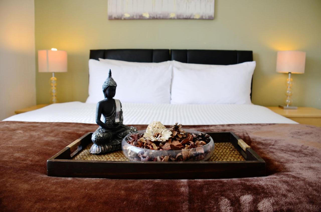 Dreams Serviced Accommodations- Staines/Heathrow Stanwell Екстер'єр фото